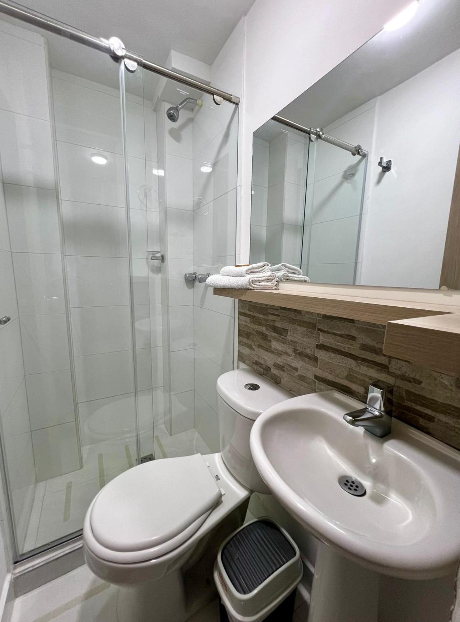 Hotel Adel Manizales Eksteriør bilde