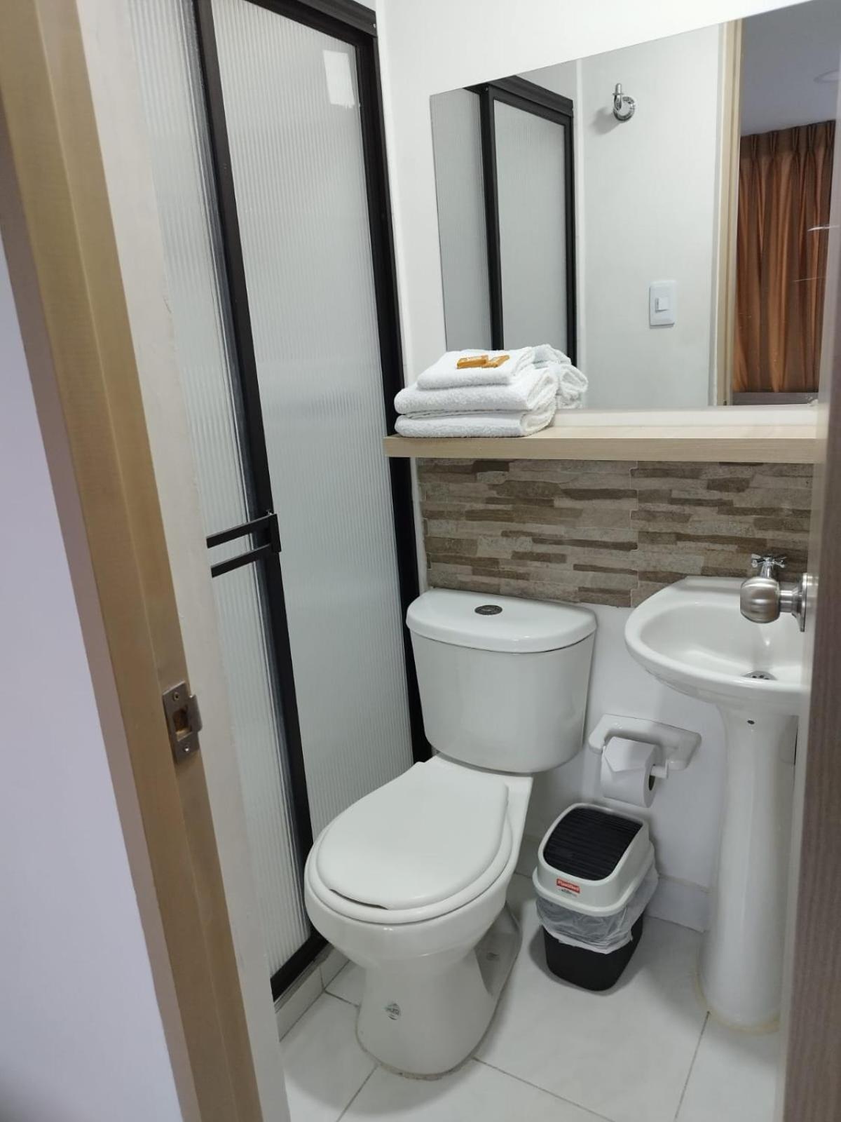 Hotel Adel Manizales Eksteriør bilde