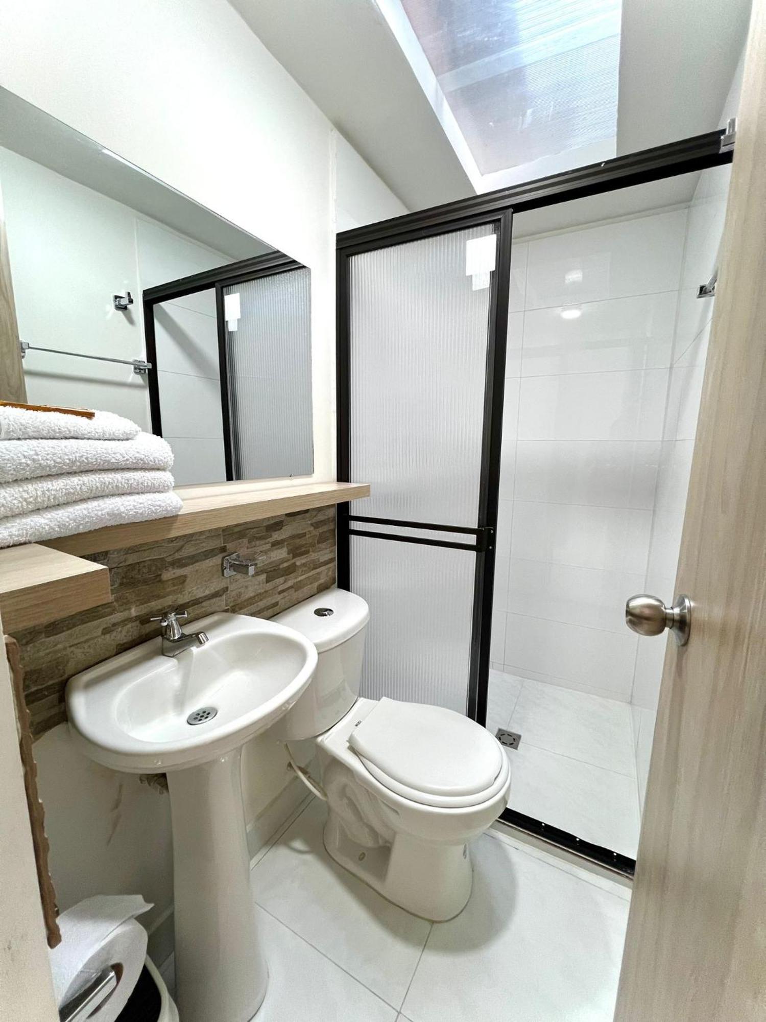 Hotel Adel Manizales Eksteriør bilde