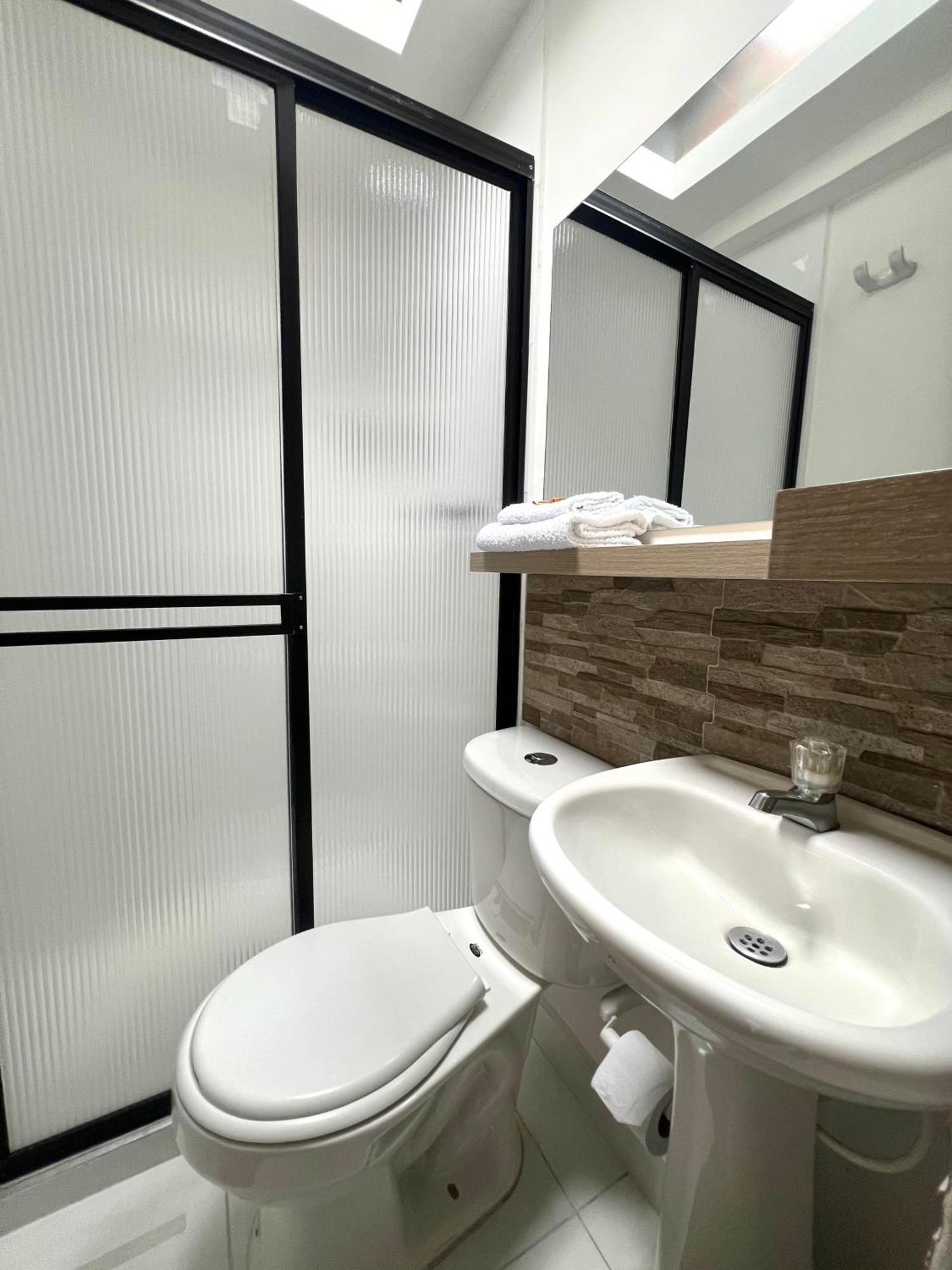 Hotel Adel Manizales Eksteriør bilde